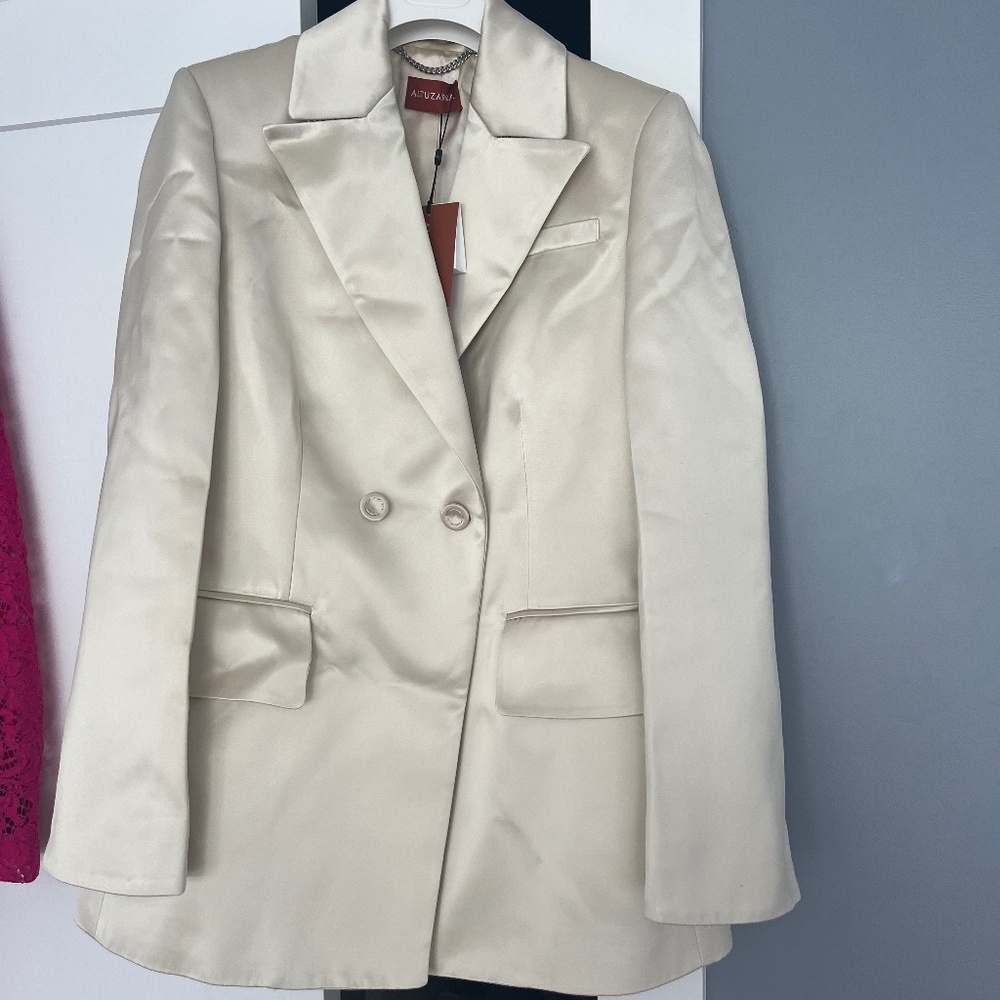 Brand new with tags Altuzarra jacket/blazer. Size 40 Italian